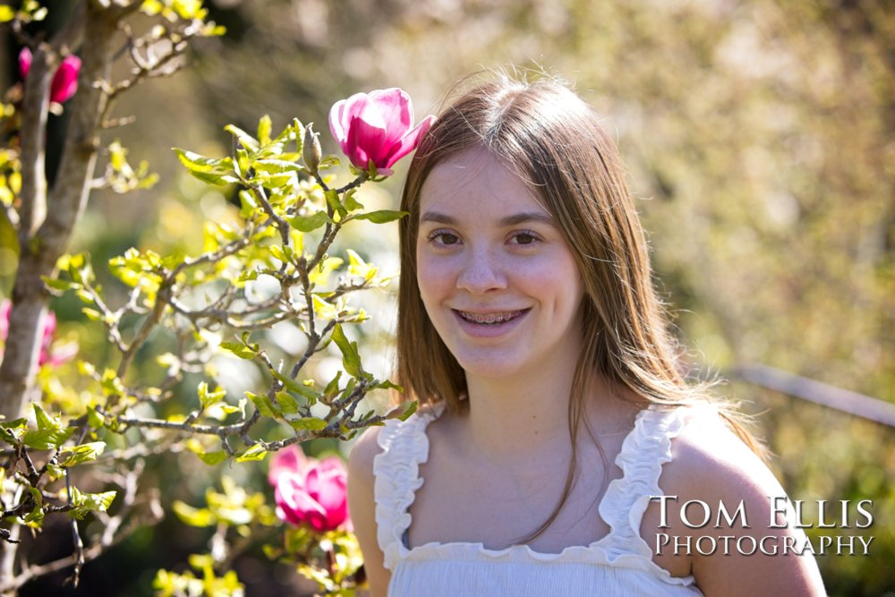 Spring Senior Photo Session at the Bellevue Botanical Gardens - Tom Ellis Photography