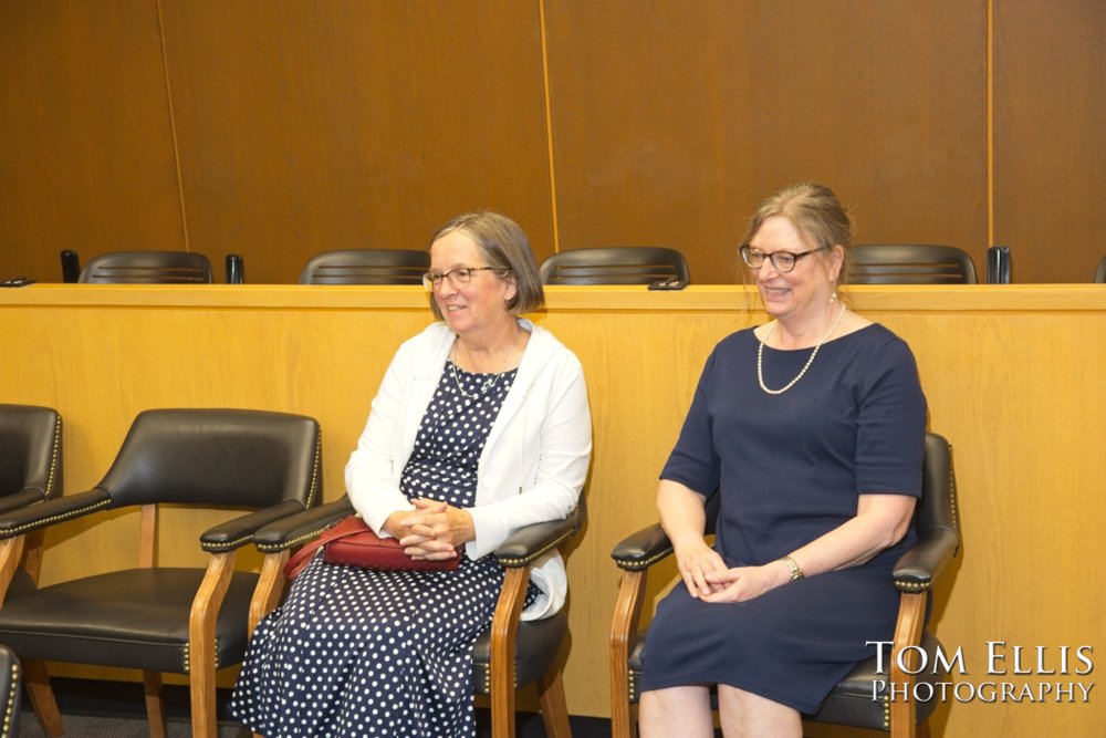 Seattle area courthouse elopement wedding. Tom Ellis Photography