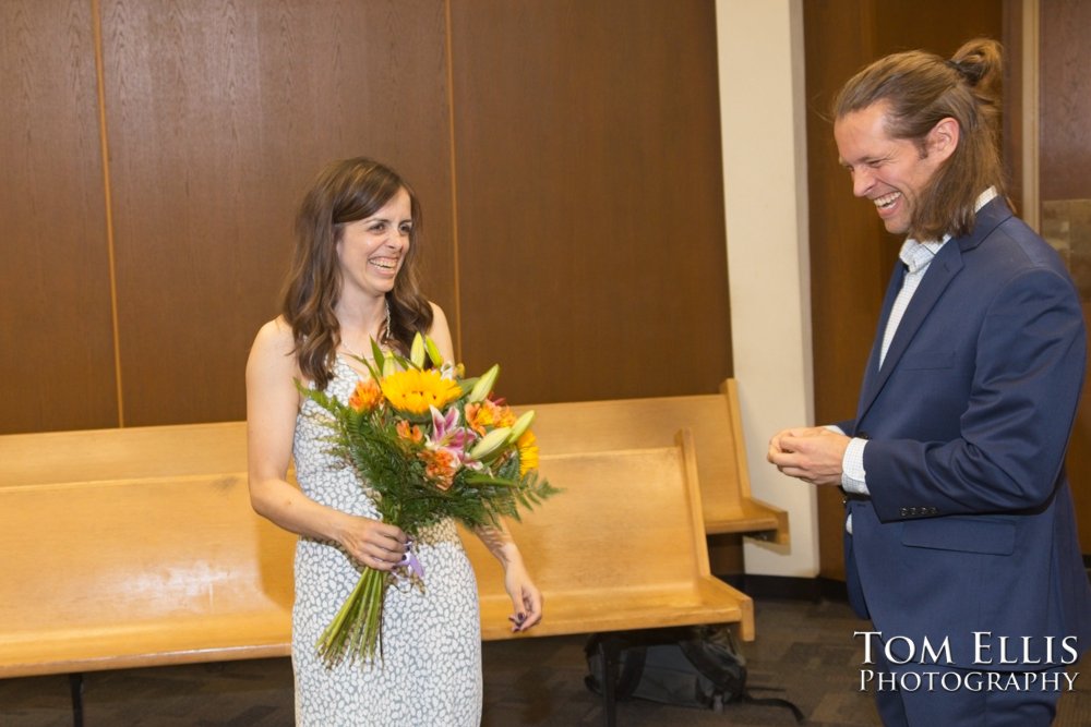 Seattle area courthouse elopement wedding. Tom Ellis Photography