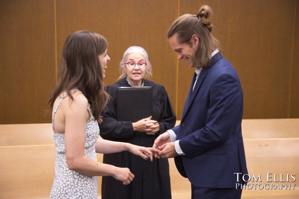 Seattle area courthouse elopement wedding. Tom Ellis Photography